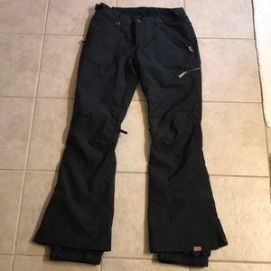 Snowboarding pants